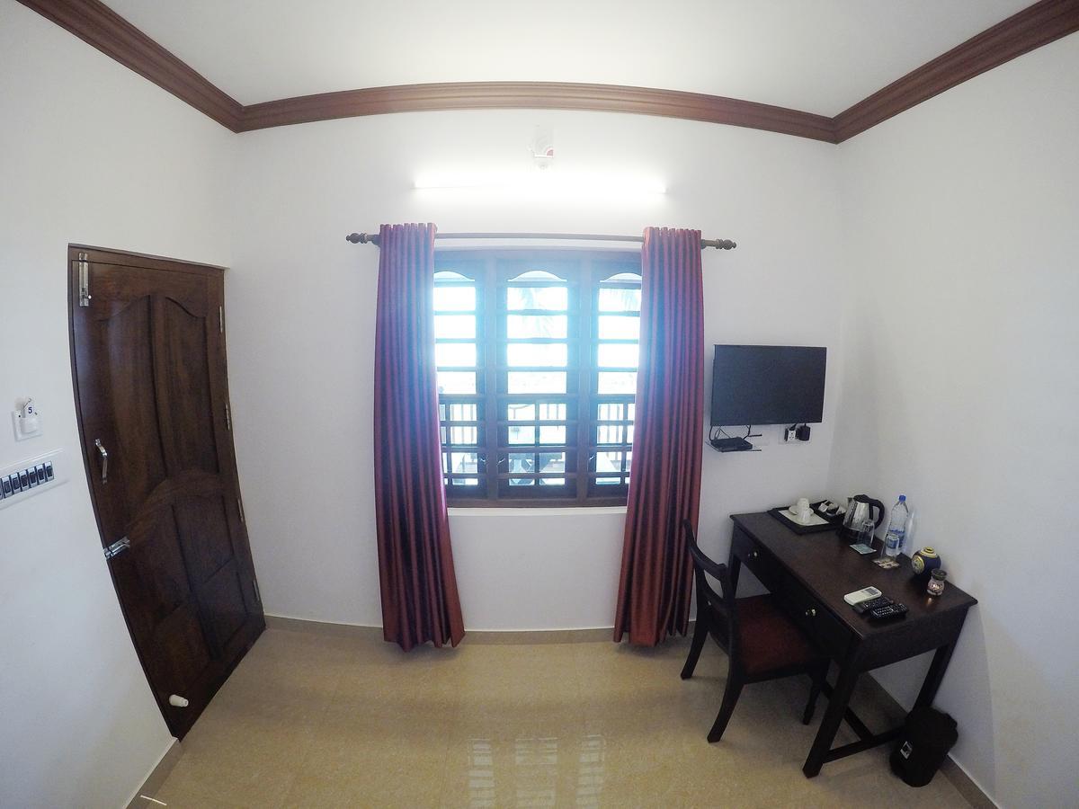 Sapphire Club Cherai Beach Villa Екстериор снимка