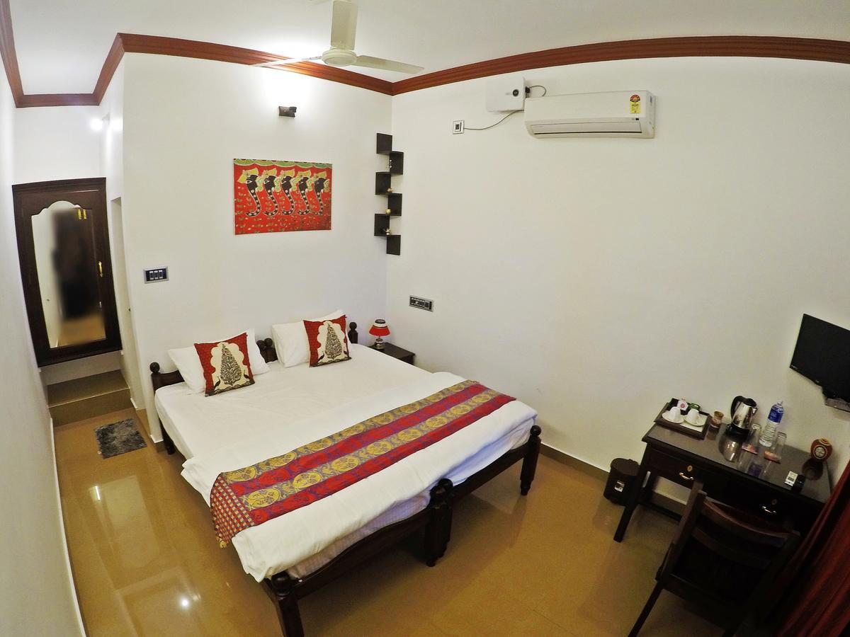 Sapphire Club Cherai Beach Villa Екстериор снимка